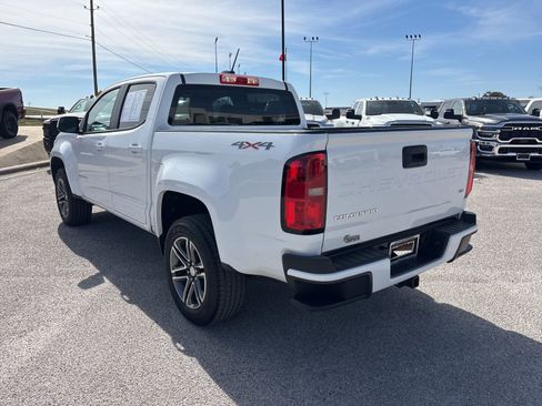 Used 2021 Chevrolet Colorado W/T w/ Custom Special Edition image 4