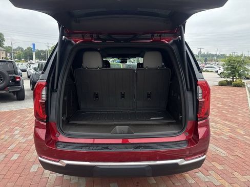 Used 2026 GMC Yukon Elevation w/ Elevation Premium Package AWD/4WD image 28