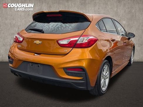 Used 2017 Chevrolet Cruze LT w/ Sun And Sound Package image 7