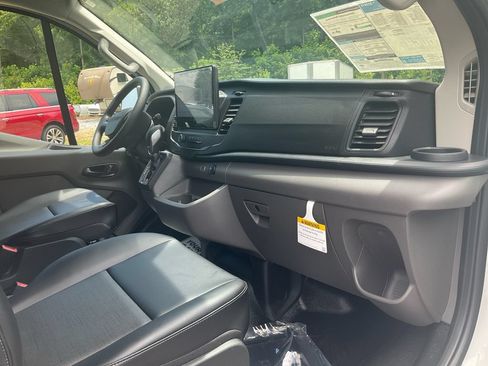 New 2026 Ford Transit 250 Low Roof RWD image 11