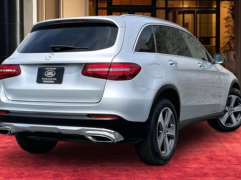 Used 2019 Mercedes-Benz GLC 300 image 12