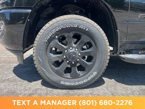 New 2026 RAM 3500 Laramie AWD/4WD image 25