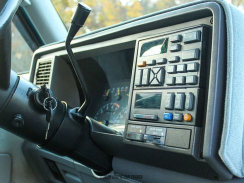 Used 1993 Chevrolet Blazer 4WD image 39