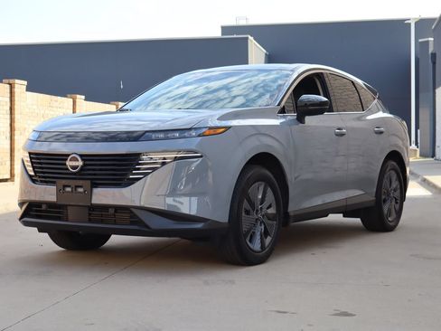 Used 2025 Nissan Murano SL AWD/4WD image 2