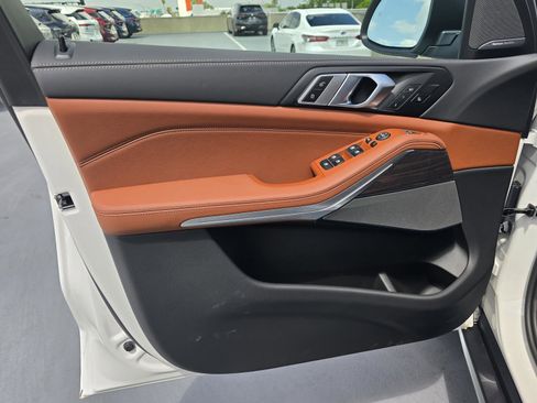 New 2026 BMW X5 xDrive40i w/ Executive Package AWD/4WD image 15