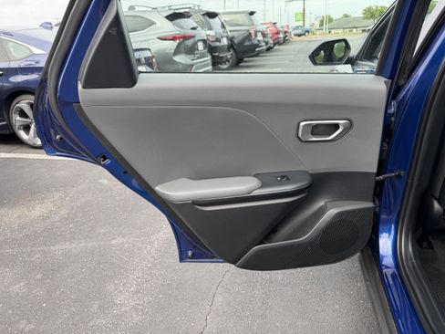 Used 2025 Kia K4 FWD image 19