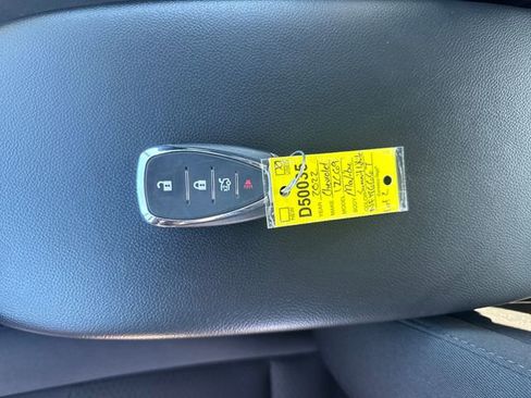 Used 2022 Chevrolet Malibu LS image 32