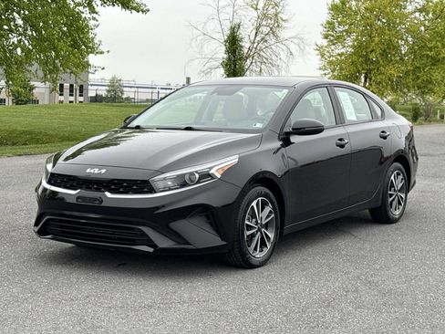 Used 2023 Kia Forte LXS w/ LXS Technology Package FWD image 27