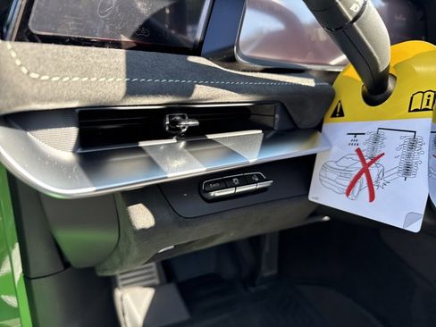 New 2026 Chevrolet Corvette Stingray Premium Conv w/ Z51 Performance Package image 15