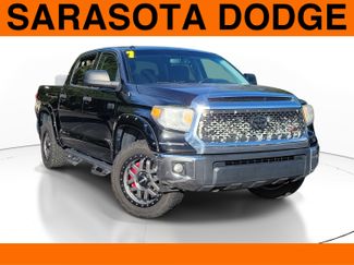 Used 2017 Toyota Tundra SR5 w/ SR5 Upgrade Package AWD/4WD video 1