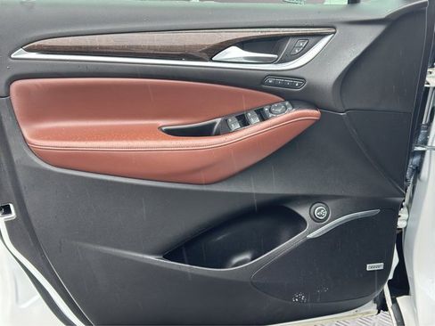 Used 2020 Buick Enclave Avenir w/ Avenir Technology Package image 13