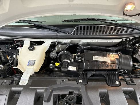 Used 2018 Chevrolet Express 3500 LT w/ LT Preferred Equipment Group image 24