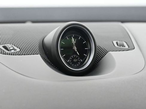 Used 2023 Maserati Levante GT AWD/4WD image 30