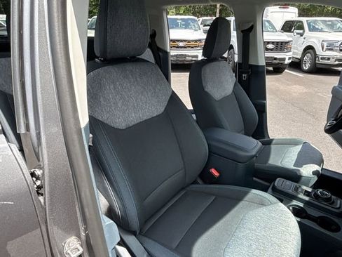 New 2025 Ford Maverick XLT w/ XLT Luxury Package FWD image 23