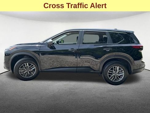 Used 2024 Nissan Rogue S AWD/4WD image 6
