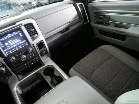 Used 2018 RAM 1500 Big Horn AWD/4WD image 11