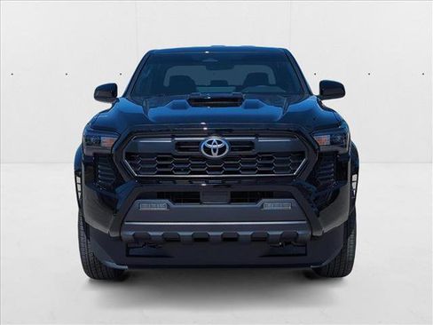 New 2025 Toyota Tacoma TRD Sport image 6