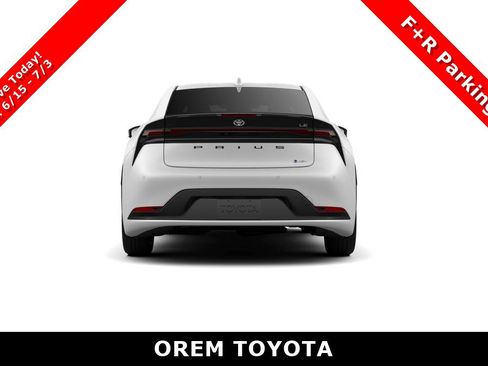 New 2026 Toyota Prius LE FWD image 8