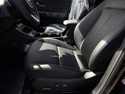 New 2026 Hyundai Kona Limited FWD image 7