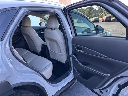 New 2025 MAZDA CX-30 AWD 2.5 S w/ Preferred Package image 12