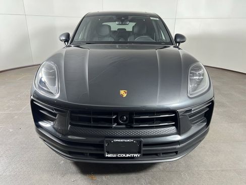 Certified 2025 Porsche Macan image 10