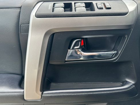 Used 2024 Toyota 4Runner SR5 Premium image 11