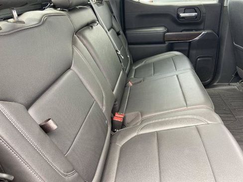 Used 2021 GMC Sierra 1500 SLT AWD/4WD image 22