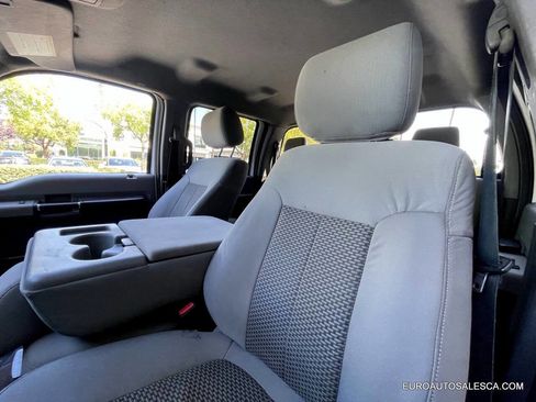 Used 2014 Ford F250 XLT w/ Camper Package image 20