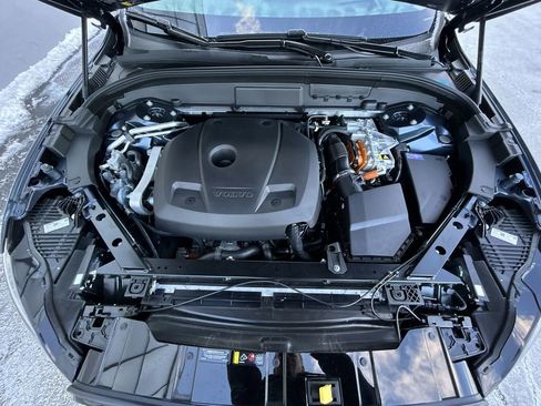 New 2026 Volvo XC60 T8 Ultra w/ Climate Package image 14