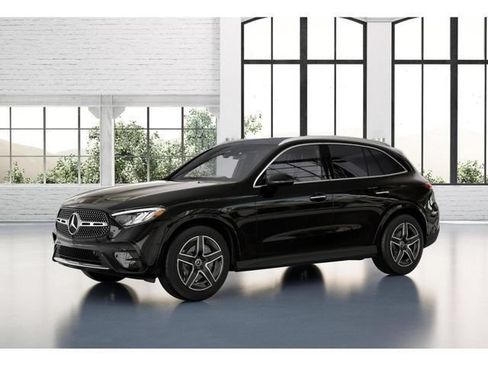 Used 2026 Mercedes-Benz GLC 300 4MATIC image 38