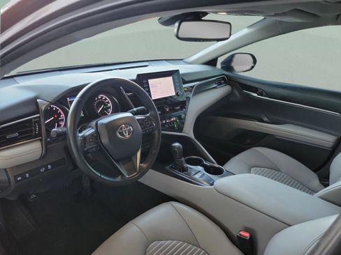 Used 2023 Toyota Camry SE image 23