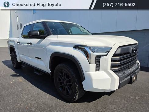 Used 2024 Toyota Tundra SR5 AWD/4WD image 7