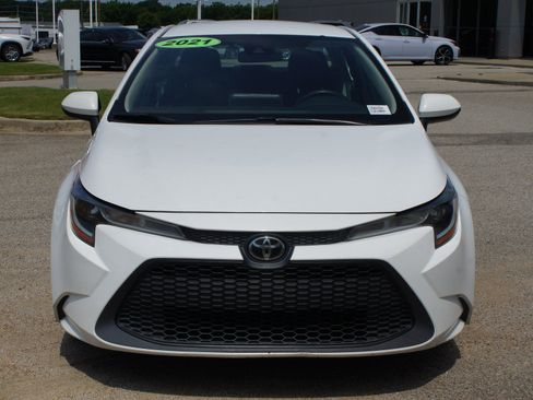 Used 2021 Toyota Corolla LE w/ Carpet Mat Package (TMS) FWD image 22