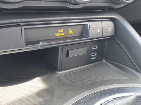 New 2026 MAZDA MX-5 Miata Club w/ Interior Package RWD image 20