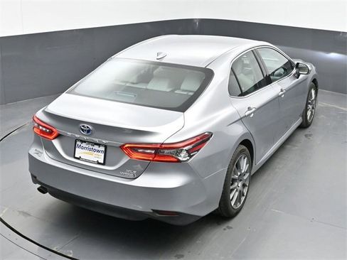 Used 2023 Toyota Camry XLE image 40