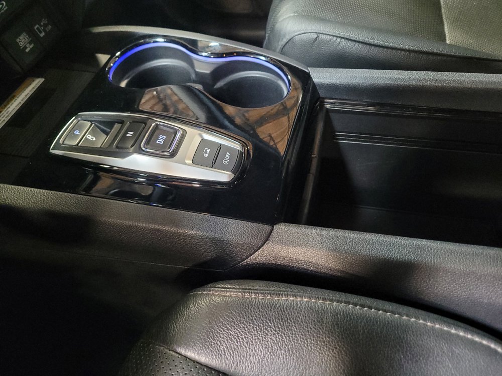Used 2019 Honda Pilot Elite image 26