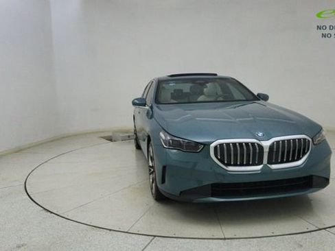 Used 2026 BMW 530i RWD image 65