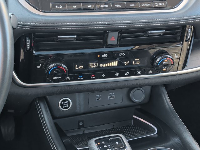 Used 2023 Nissan Rogue Platinum w/ Platinum Premium Package AWD/4WD image 20