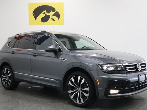Used 2020 Volkswagen Tiguan SEL Premium R-Line w/ 3rd Row Seat Package image 6