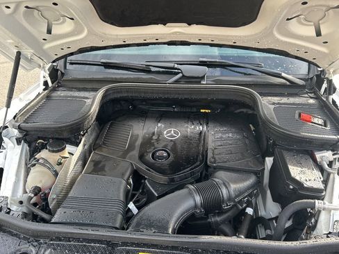 Used 2024 Mercedes-Benz GLE 450e 4MATIC image 25