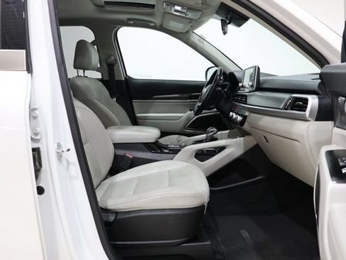 Used 2020 Kia Telluride S FWD image 37