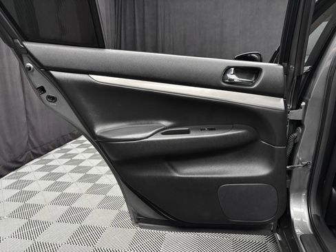 Used 2011 INFINITI G37 x Sedan w/ Premium Pkg image 24