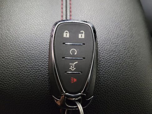 Used 2022 Chevrolet Equinox RS FWD image 32
