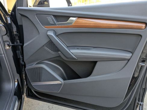 Used 2023 Audi Q5 2.0T Premium Plus w/ Premium Plus Package image 20