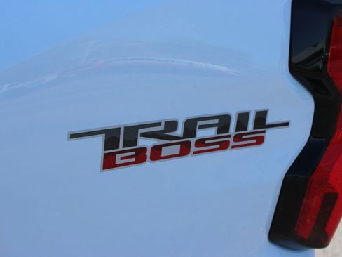 New 2026 Chevrolet Colorado Trail Boss AWD/4WD image 19