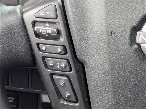 Used 2025 Nissan Frontier SV RWD image 19