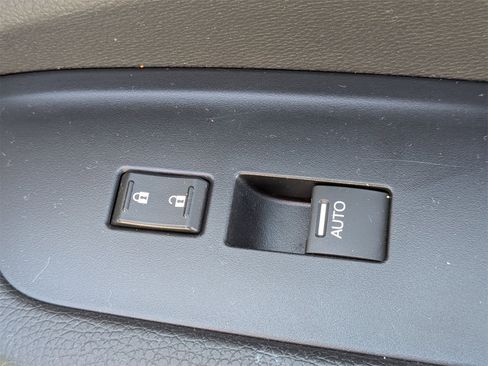 Used 2020 Honda Pilot Elite image 40