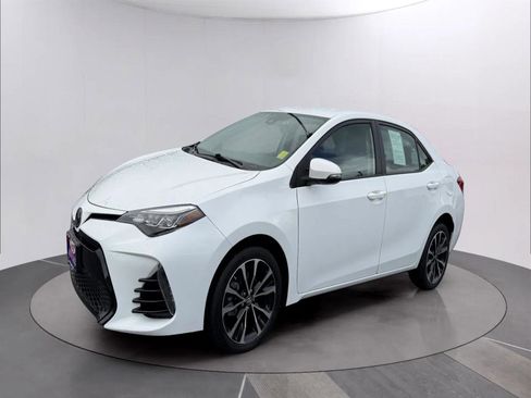 Used 2017 Toyota Corolla SE w/ Carpet Mat Package (TMS) image 2