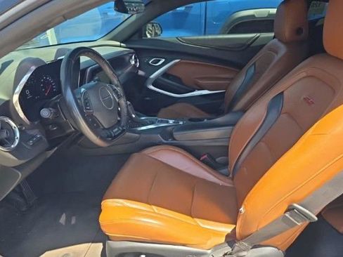 Used 2018 Chevrolet Camaro SS RWD image 2