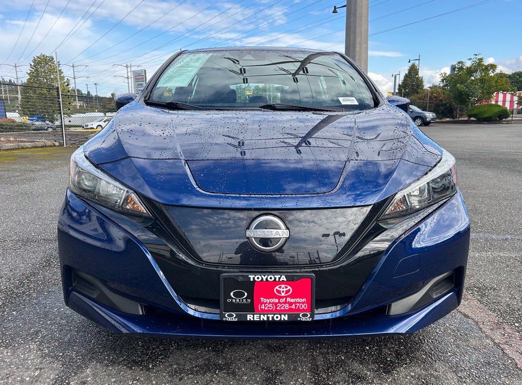 Used 2025 Nissan Leaf S FWD image 2
